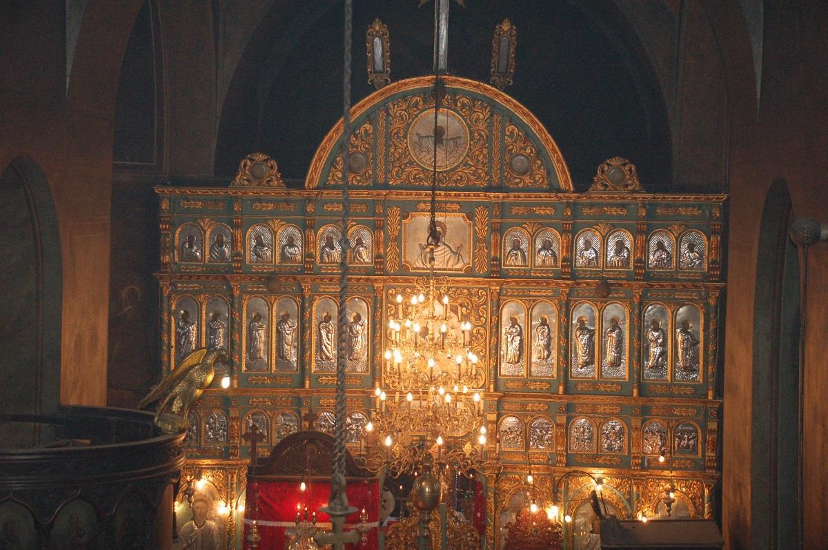 Catapeteasma bisericii